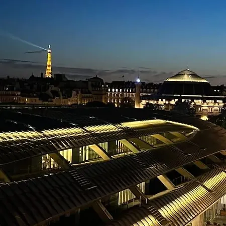 « lescostreet » Les Halles : Vue Tour Eiffel パリ